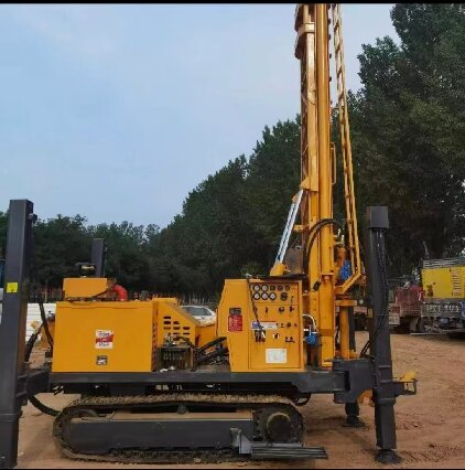 兴山岩石井施工